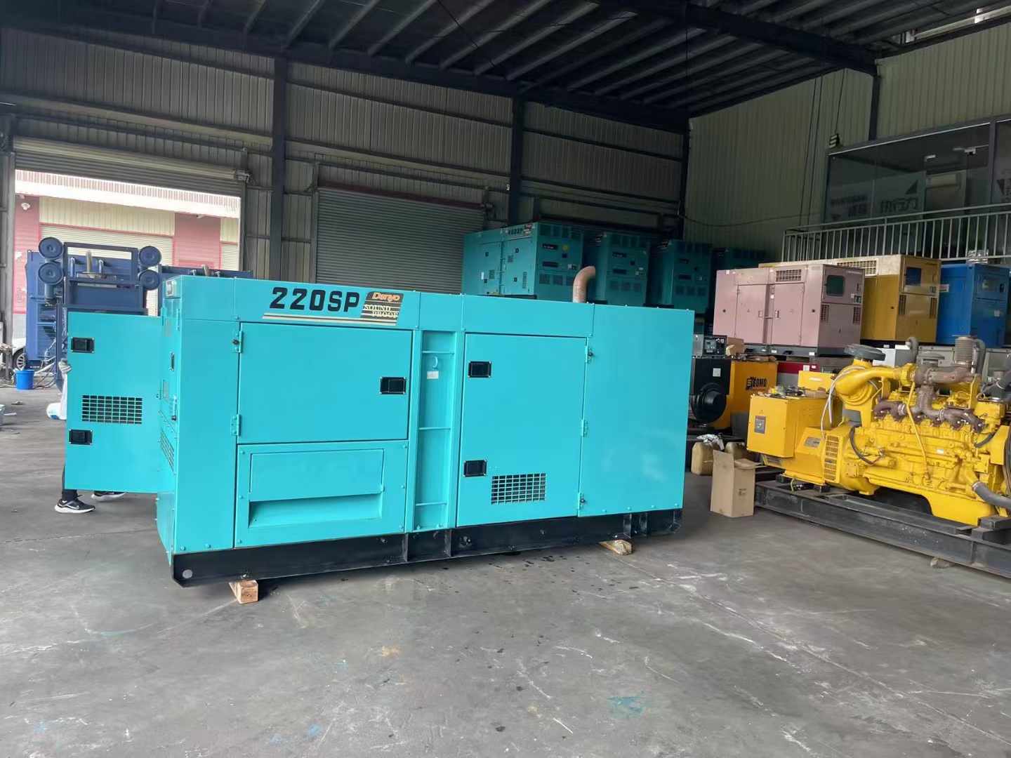 博白800kW 柴油发电机的输出电流波动范围是多少？