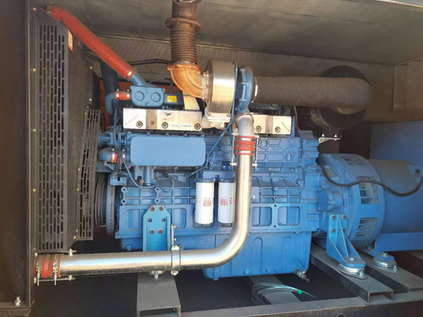 博白柴油发电机组一般有几种电压输出？