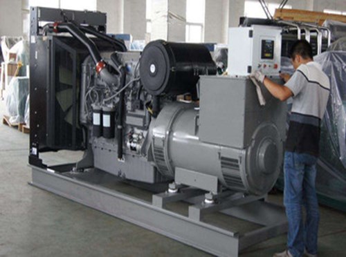 博白柴油发电机组和储能设备配合使用的案例