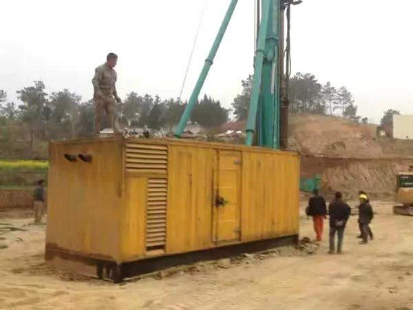 博白如何判断水冷式机油散热器密封件是否需要更换？